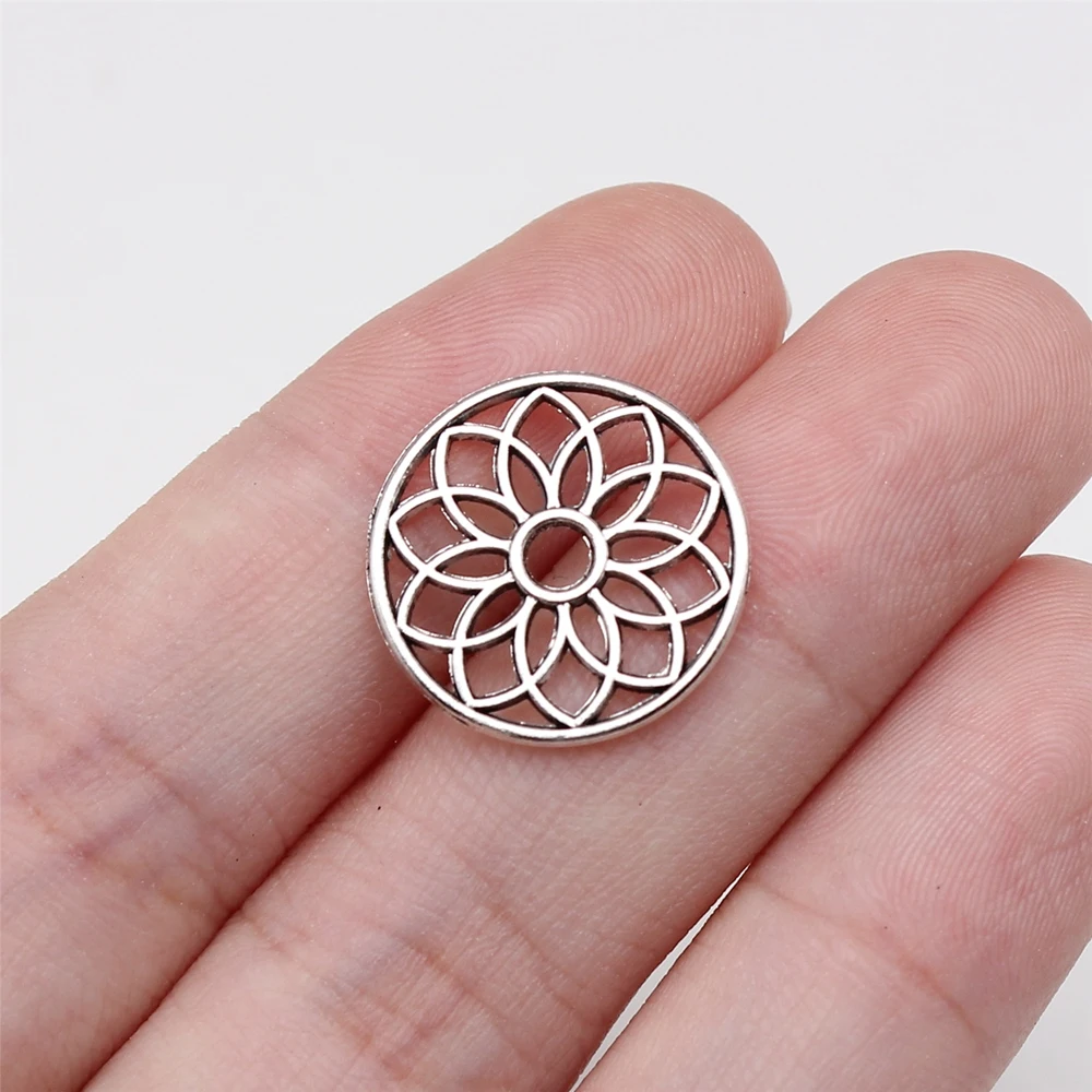 WYSIWYG 20pcs 17x17mm Antique Silver Color Openwork Flower Of Life Charms For Jewelry Making
WYSIWYG 20pcs 17x17mm Antique Silver Color Openwork Flower Of Life Charms For Jewelry Making