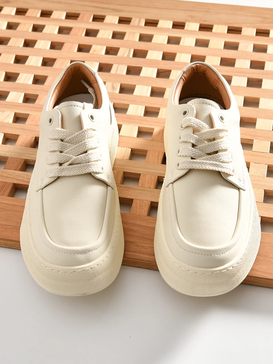 High-End Leather Men's Low-Top Casual Shoes Simple Design Fashionable White Sneakers Comfortable All-Season round Toe Rubber ...
High-End Leather Men's Low-Top Casual Shoes Simple Design Fashionable White Sneakers Comfortable All-Season round Toe Rubber ...