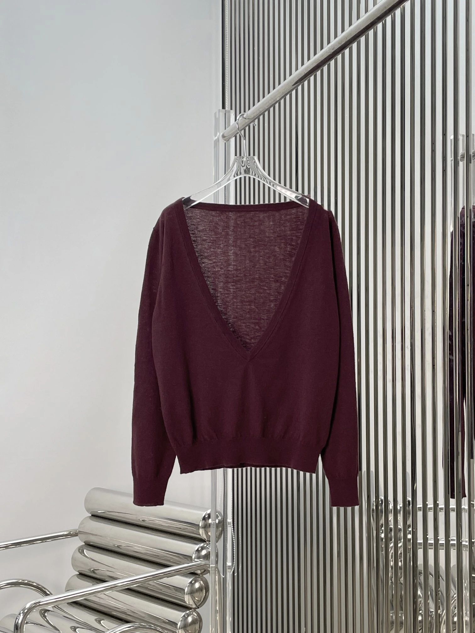Loose Long Sleeve Deep V-Neck Knitted Sweater Women's Fashion Slimming Base Layer Top Commute Style Knitted Long Sleeve V-Nec...
Loose Long Sleeve Deep V-Neck Knitted Sweater Women's Fashion Slimming Base Layer Top Commute Style Knitted Long Sleeve V-Nec...