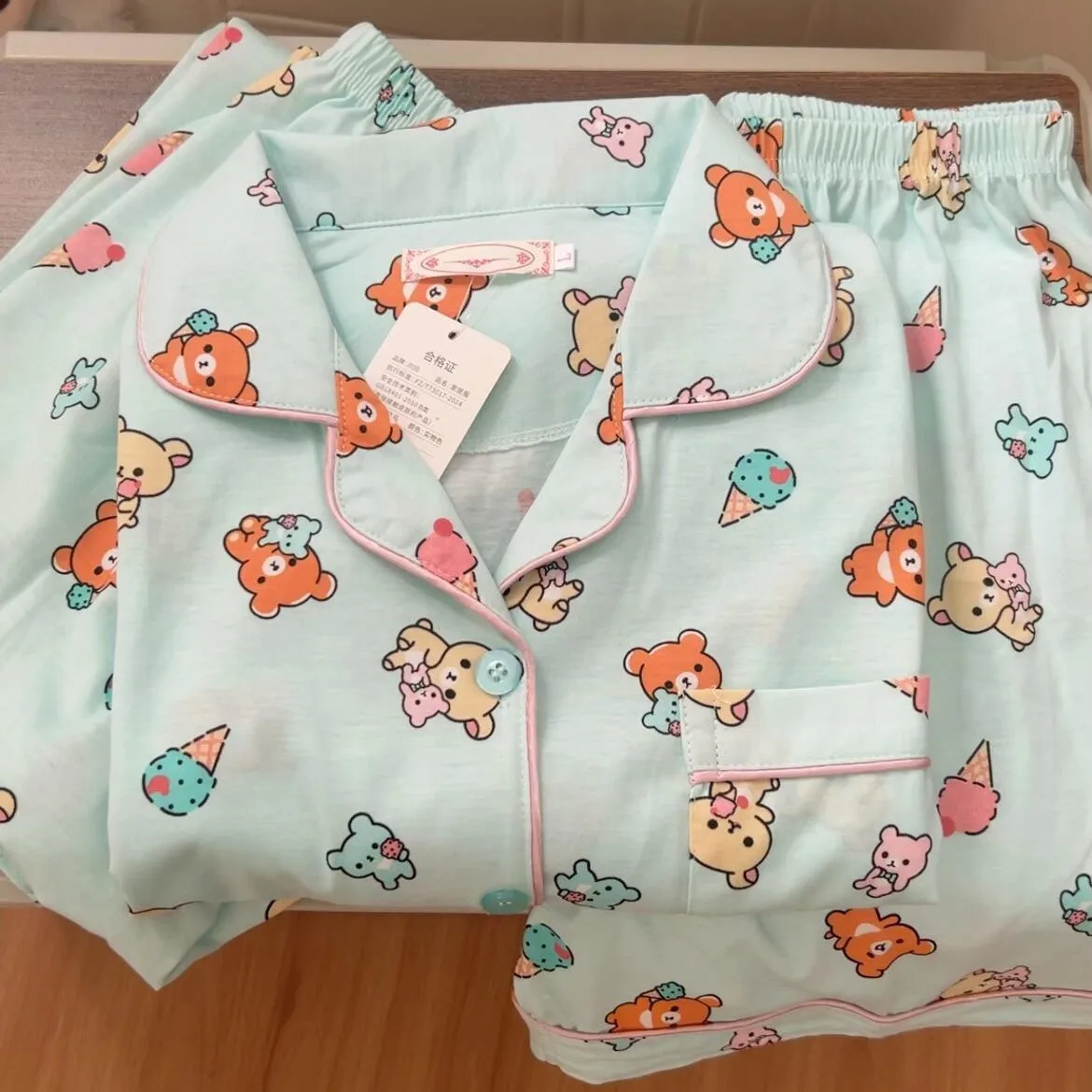 Cartoon Rilakkuma Cute Mint Green Ice Cream Summer Pajamas Set Girls Cute Little Bear Short Sleeves Shorts Cotton Home Clothes
Cartoon Rilakkuma Cute Mint Green Ice Cream Summer Pajamas Set Girls Cute Little Bear Short Sleeves Shorts Cotton Home Clothes