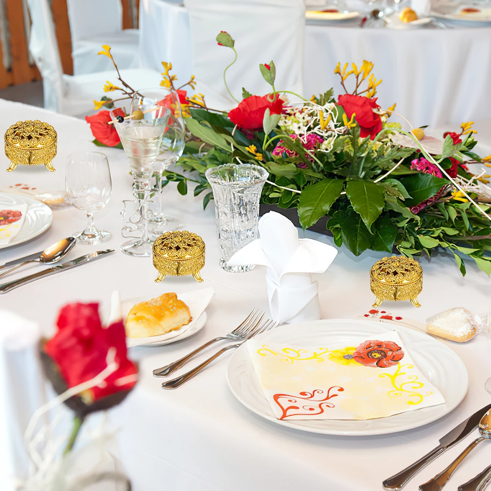 15pcs Embossed Candy Boxes Rose Design Wedding Party Favor Containers Gold Silver Decorative Storage PP Material Chocolate
15pcs Embossed Candy Boxes Rose Design Wedding Party Favor Containers Gold Silver Decorative Storage PP Material Chocolate