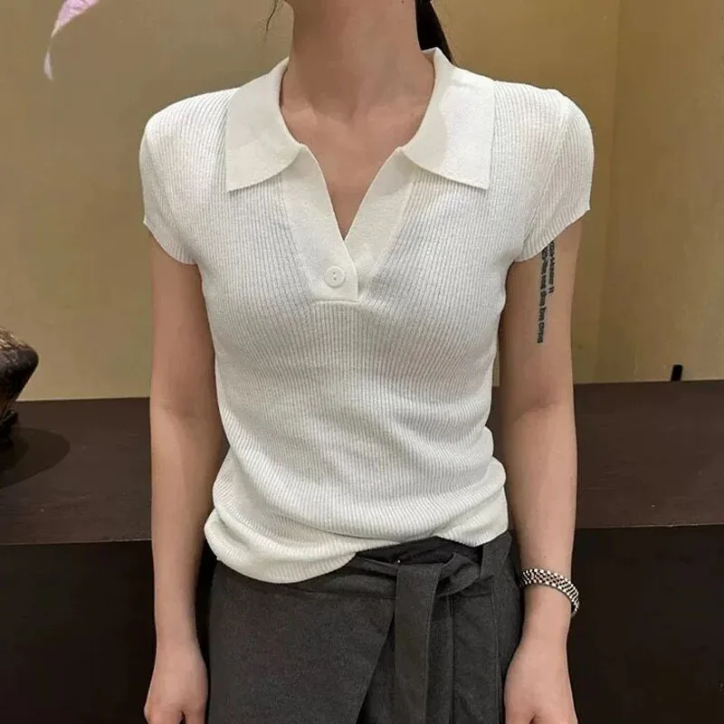 Knitted Sweater Women Pullovers New Summer Turn Down Collar Knit Sweater Pullover Women Tops Short Sleeve White Knitwears Q4527
Knitted Sweater Women Pullovers New Summer Turn Down Collar Knit Sweater Pullover Women Tops Short Sleeve White Knitwears Q4527