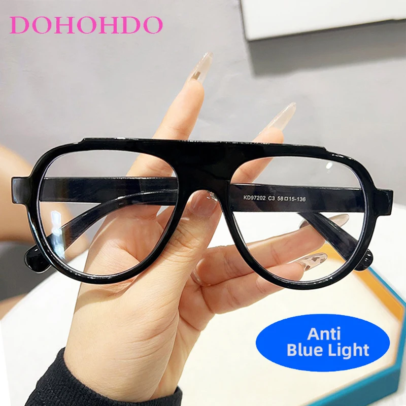Classic Luxury Designer Big Frame One Piece Blue Light Blocking Glasses Women Men Computer Reading Optical Protection Eyeglasses
Classic Luxury Designer Big Frame One Piece Blue Light Blocking Glasses Women Men Computer Reading Optical Protection Eyeglasses