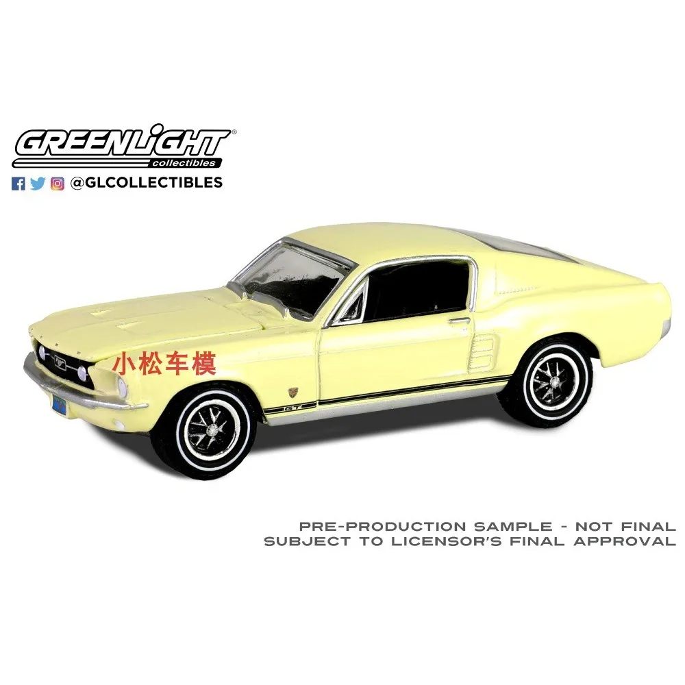 1:64 1967 Ford Mustang GT Fastback Premium Country Special — коллекционные предметы модели автомобиля Aspen Gold Advanced 
1:64 1967 Ford Mustang GT Fastback Premium Country Special — коллекционные предметы модели автомобиля Aspen Gold Advanced