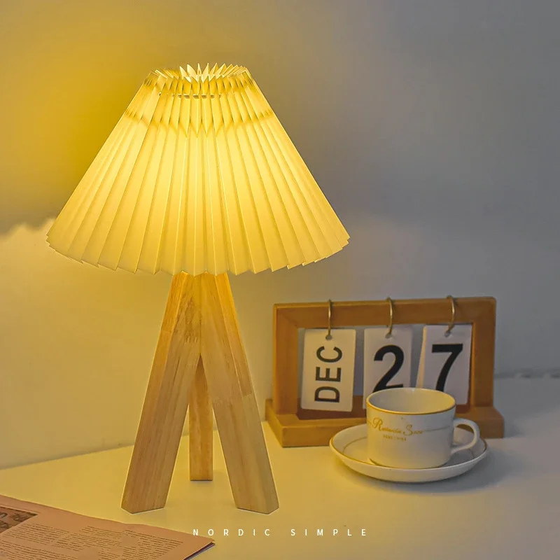 Nice Nordic Retro Table Lamp Bedroom Decoration Bedside Lamp Solid Wood Night Light
Nice Nordic Retro Table Lamp Bedroom Decoration Bedside Lamp Solid Wood Night Light