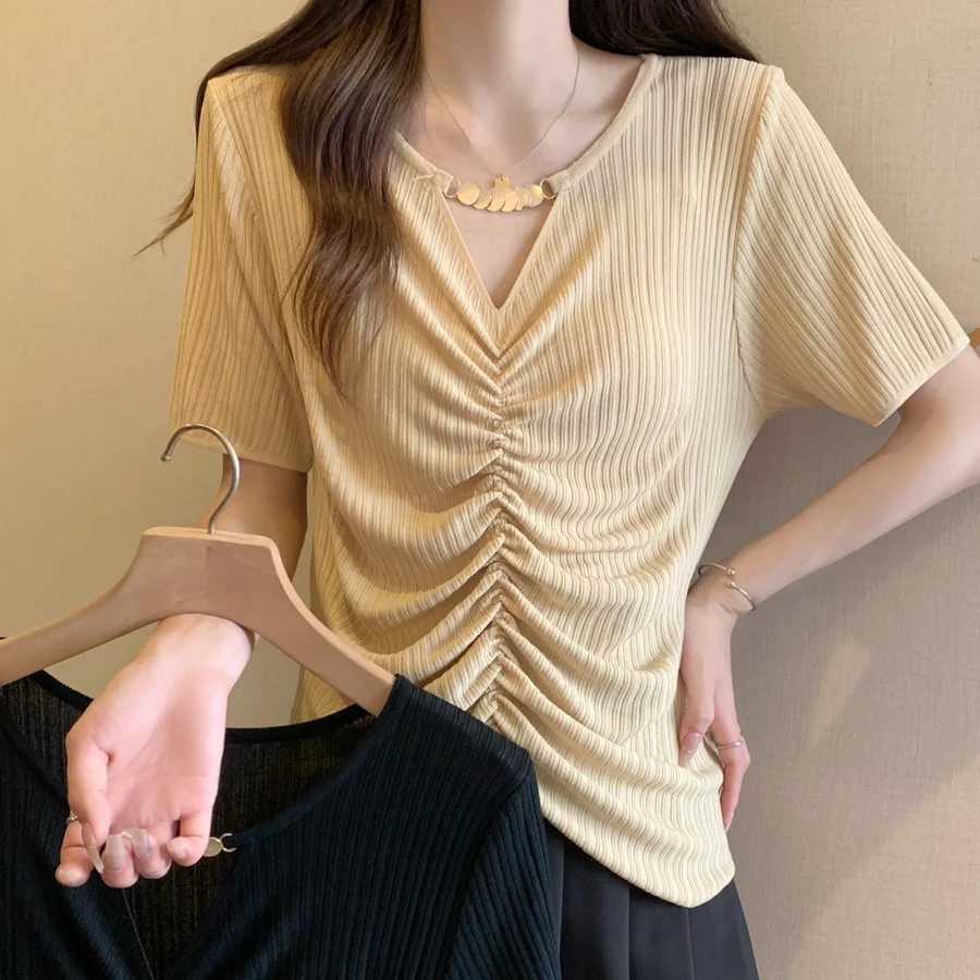 Женский трикотажный свитер с коротким рукавом и круглым вырезом, модель 2024 года 
Женский трикотажный свитер с коротким рукавом и круглым вырезом, модель 2024 года