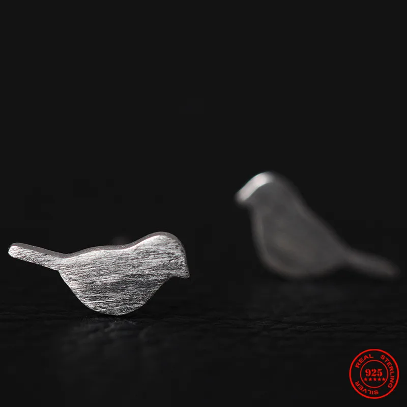 MKENDN Trendy Minimalist Real 100% 925 Sterling Silver Mini Brushed Bird Stud Earrings for Women Student Jewelry Gift
MKENDN Trendy Minimalist Real 100% 925 Sterling Silver Mini Brushed Bird Stud Earrings for Women Student Jewelry Gift