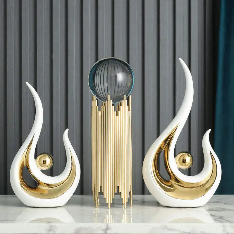 OEM Nordic Luxury Porcelain Ornaments ceramic Home Decor Creative unique abstract Christmas sculpture art home decoration
OEM Nordic Luxury Porcelain Ornaments ceramic Home Decor Creative unique abstract Christmas sculpture art home decoration