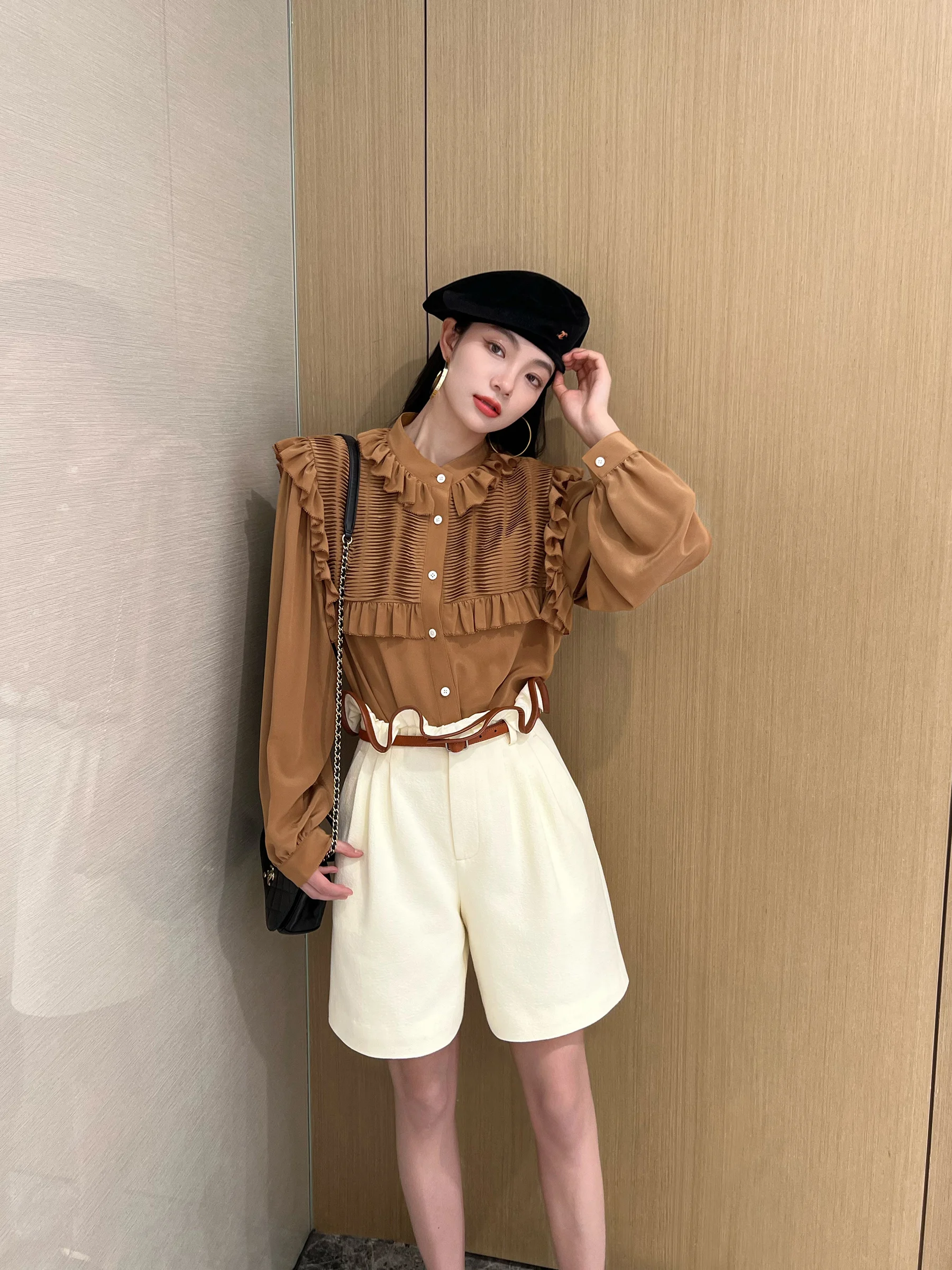 Шелковая рубашка NancyCavally Heavyweight Series, свободного кроя, с длинными рукавами, на пуговицах, однотонная, с кружевной отделкой, дышащая
Шелковая рубашка NancyCavally Heavyweight Series, свободного кроя, с длинными рукавами, на пуговицах, однотонная, с кружевной отделкой, дышащая