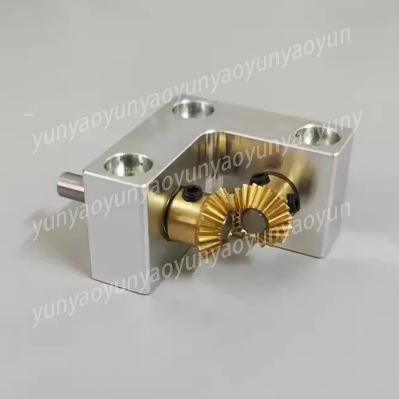 Right Angle Commutator Small Bevel Gearbox 90 Degree Drive Angle Converter, Output Shaft Diameter 4 Mm
Right Angle Commutator Small Bevel Gearbox 90 Degree Drive Angle Converter, Output Shaft Diameter 4 Mm