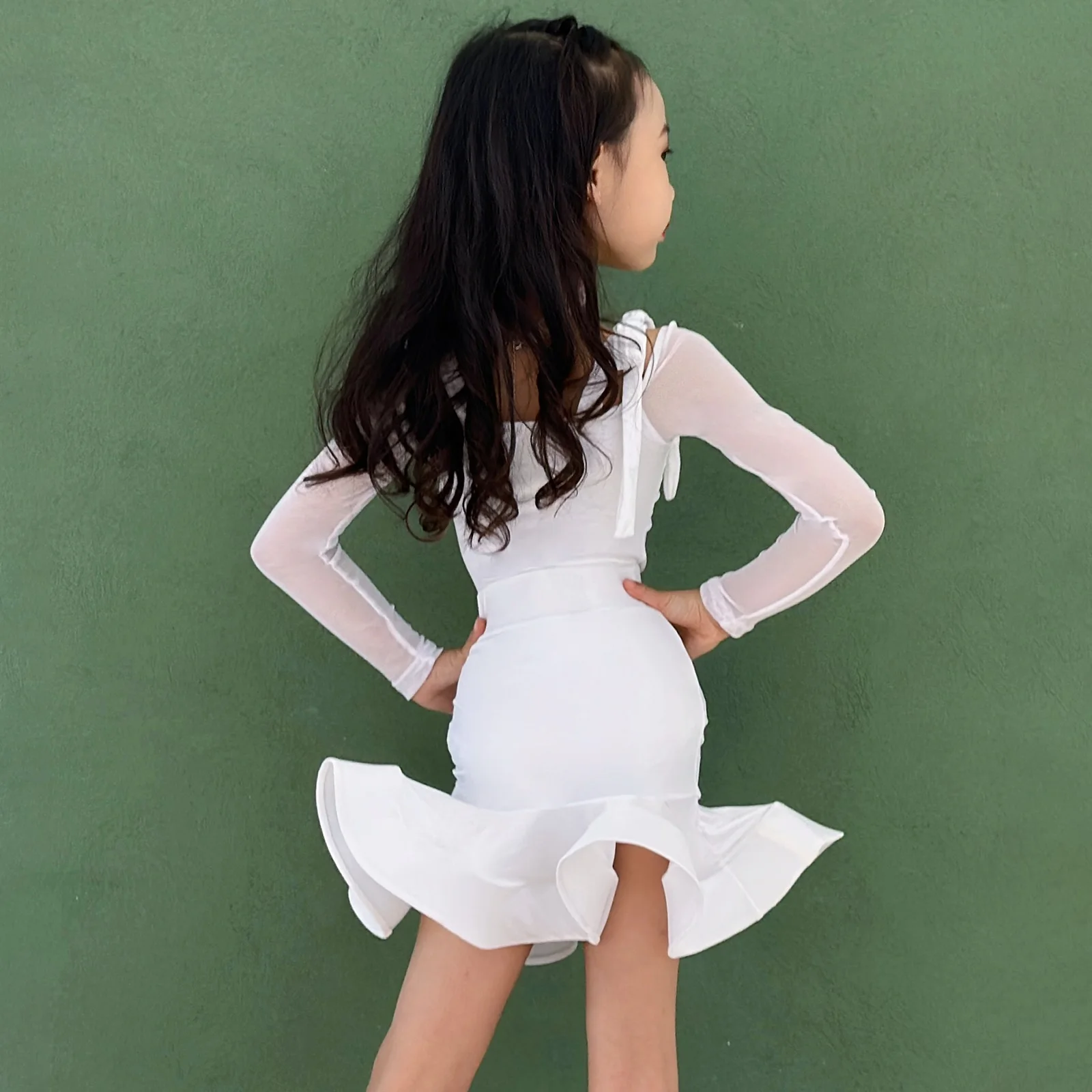 Танцевальный костюм для румбы, самбы, танго, сальсы, платье для латинских танцев для девочек, бальное платье для соревнований, стандартное детское платье для латинских танцев
Танцевальный костюм для румбы, самбы, танго, сальсы, платье для латинских танцев для девочек, бальное платье для соревнований, стандартное детское платье для латинских танцев