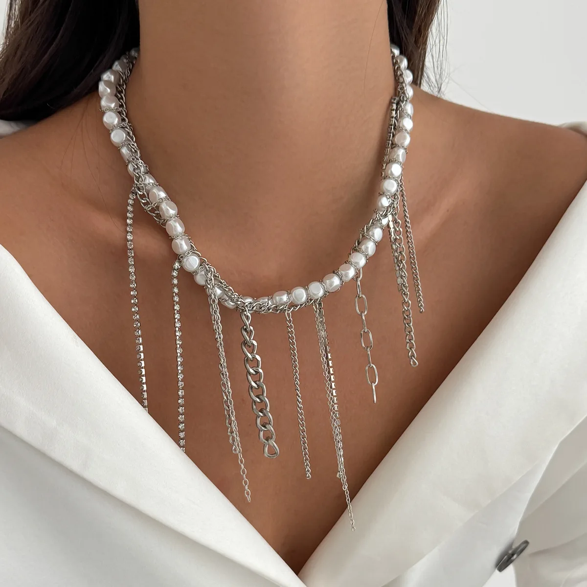 Ailodo Twisted Imitation Pearl Metal Chain Necklace For Women Goth Party Wedding Tassel Necklace Simple Fashion Jewelry Gift
Ailodo Twisted Imitation Pearl Metal Chain Necklace For Women Goth Party Wedding Tassel Necklace Simple Fashion Jewelry Gift