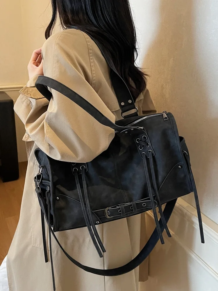 Женская большая сумка-тоут в стиле ретро, ручная мотоциклетная сумка, сумка для подмышек, модная новинка 2025 года, Post-Aalyptic Sle
Женская большая сумка-тоут в стиле ретро, ручная мотоциклетная сумка, сумка для подмышек, модная новинка 2025 года, Post-Aalyptic Sle