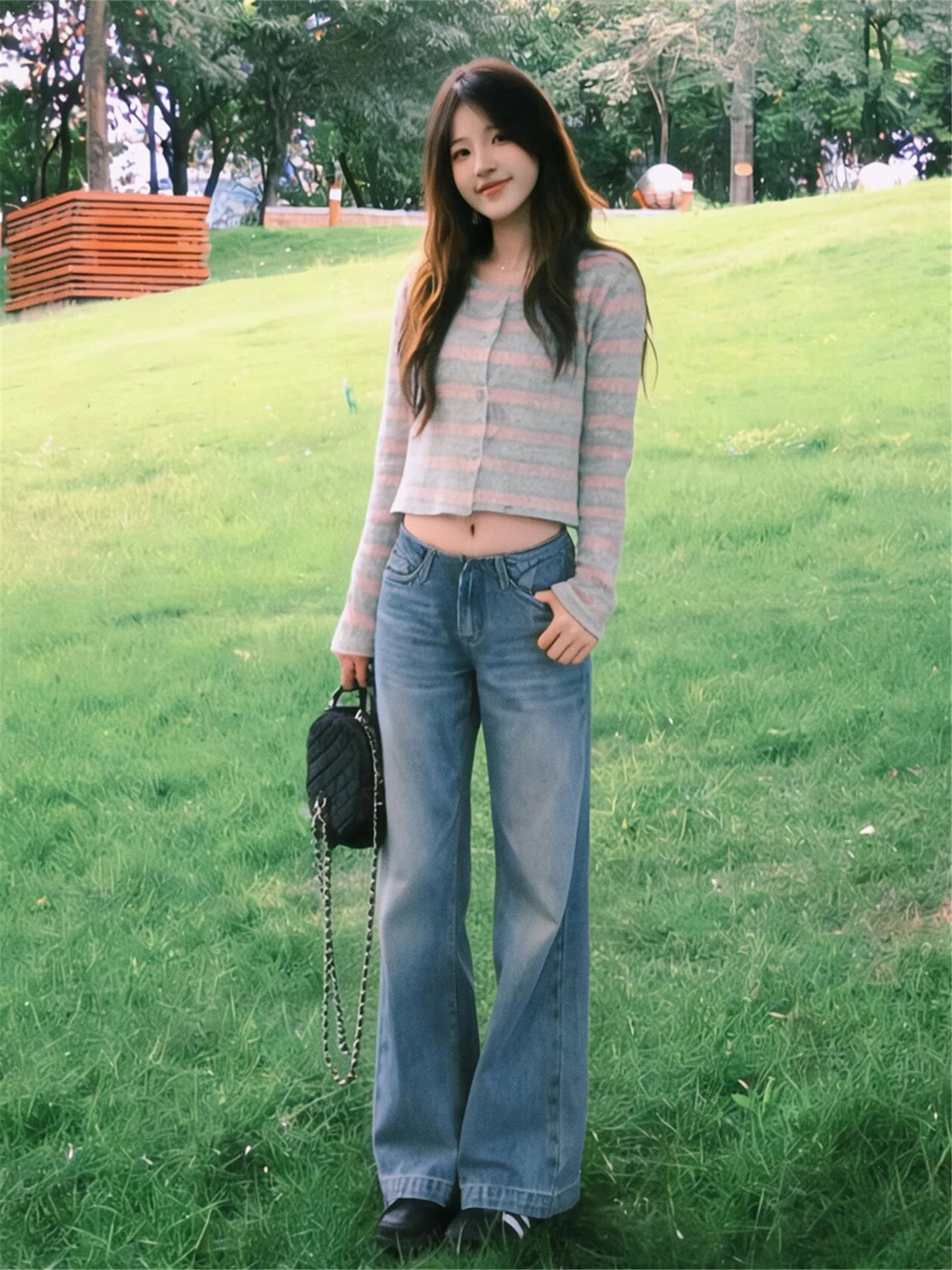 American Retro Low Waist Straight Leg Denim Jeans Women Summer Thin Loose Drapey Spicy Floor-Length Pants
American Retro Low Waist Straight Leg Denim Jeans Women Summer Thin Loose Drapey Spicy Floor-Length Pants