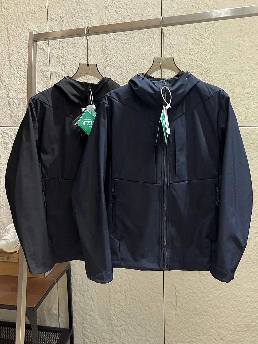 Outdoor Men's Fleece Lined Hooded Jacket Waterproof Windproof New Autumn Arrival Youth Fashion Standard Fit Polyester Nylon B...
Outdoor Men's Fleece Lined Hooded Jacket Waterproof Windproof New Autumn Arrival Youth Fashion Standard Fit Polyester Nylon B...