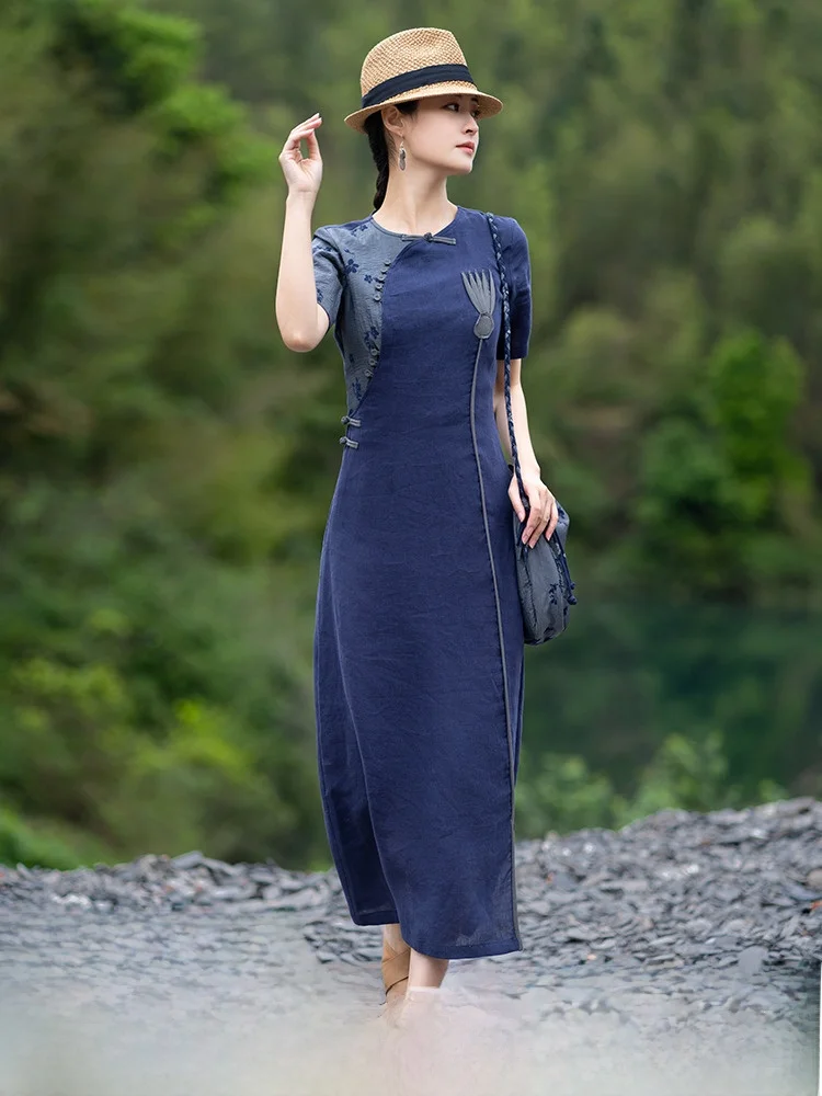Новое китайское льняное платье-ципао в стиле Art in Wind, состоящее из двух частей, с коротким рукавом, круглым вырезом, низким разрезом, для повседневной носки, художественное, длинное.
Новое китайское льняное платье-ципао в стиле Art in Wind, состоящее из двух частей, с коротким рукавом, круглым вырезом, низким разрезом, для повседневной носки, художественное, длинное.