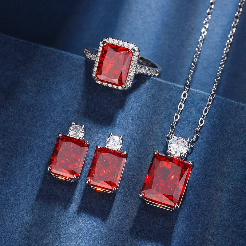 New Autumn/Winter Jewelry High-Carbon Diamond Ice-Cut Copper Inlaid Chinese Red Sugar Cube Set10*12-8*10
New Autumn/Winter Jewelry High-Carbon Diamond Ice-Cut Copper Inlaid Chinese Red Sugar Cube Set10*12-8*10
