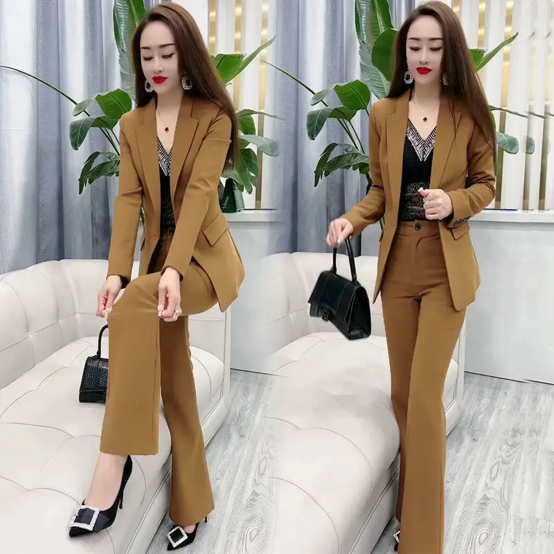 Fashionable Slimming Small Fragrance Style Suit Set Women's Early Autumn New Style Trendy Micro Flare Pants Two-Piece Set
Fashionable Slimming Small Fragrance Style Suit Set Women's Early Autumn New Style Trendy Micro Flare Pants Two-Piece Set