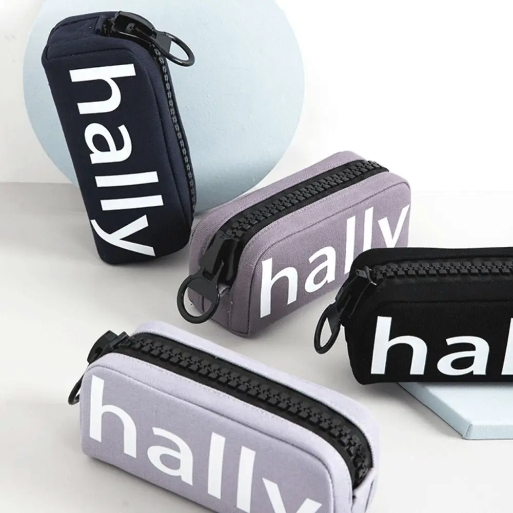 Simple Canvas Large Zipper Pen Bag Creative Large Capacity Stationery Storage Bag Japanese Department Fashion Style Pencil Bag
Simple Canvas Large Zipper Pen Bag Creative Large Capacity Stationery Storage Bag Japanese Department Fashion Style Pencil Bag