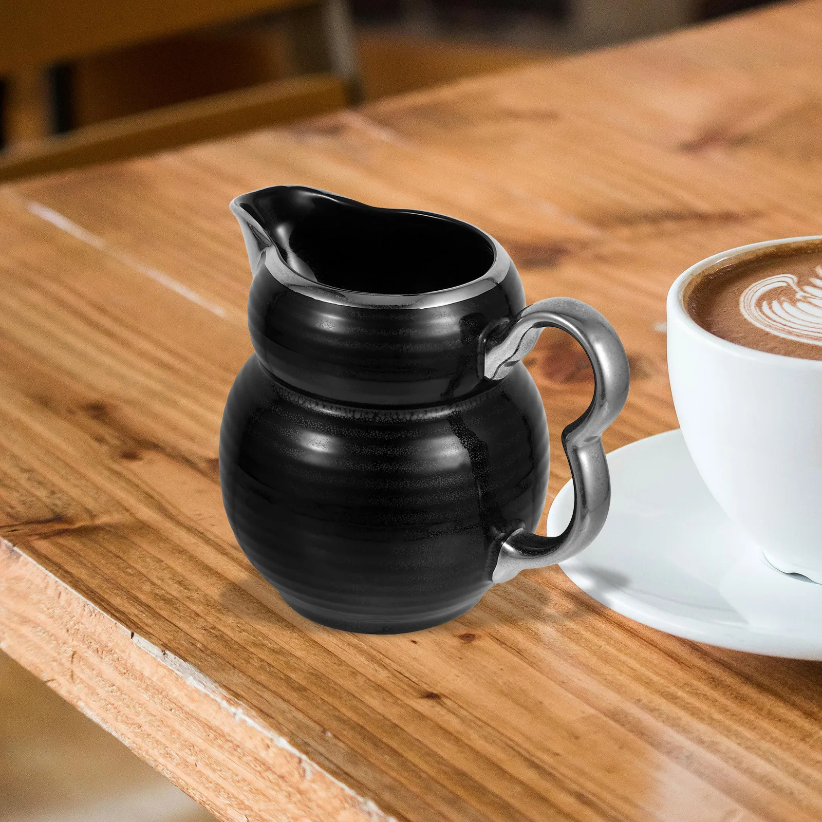 1pcs Cloud Pattern Ceramic Milk Pitcher Fine Workmanship For Coffee Tea Creamer Dispenser Small Jug Kitchen Barware
1pcs Cloud Pattern Ceramic Milk Pitcher Fine Workmanship For Coffee Tea Creamer Dispenser Small Jug Kitchen Barware