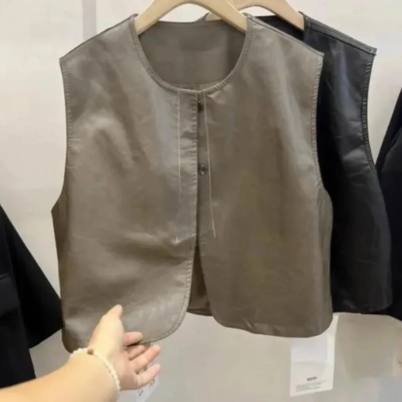 Faionable PU Leather Vest Simple round Ne Single Button Breathable ort Sle Casual Design Spring Autumn Women's Jaet
Faionable PU Leather Vest Simple round Ne Single Button Breathable ort Sle Casual Design Spring Autumn Women's Jaet