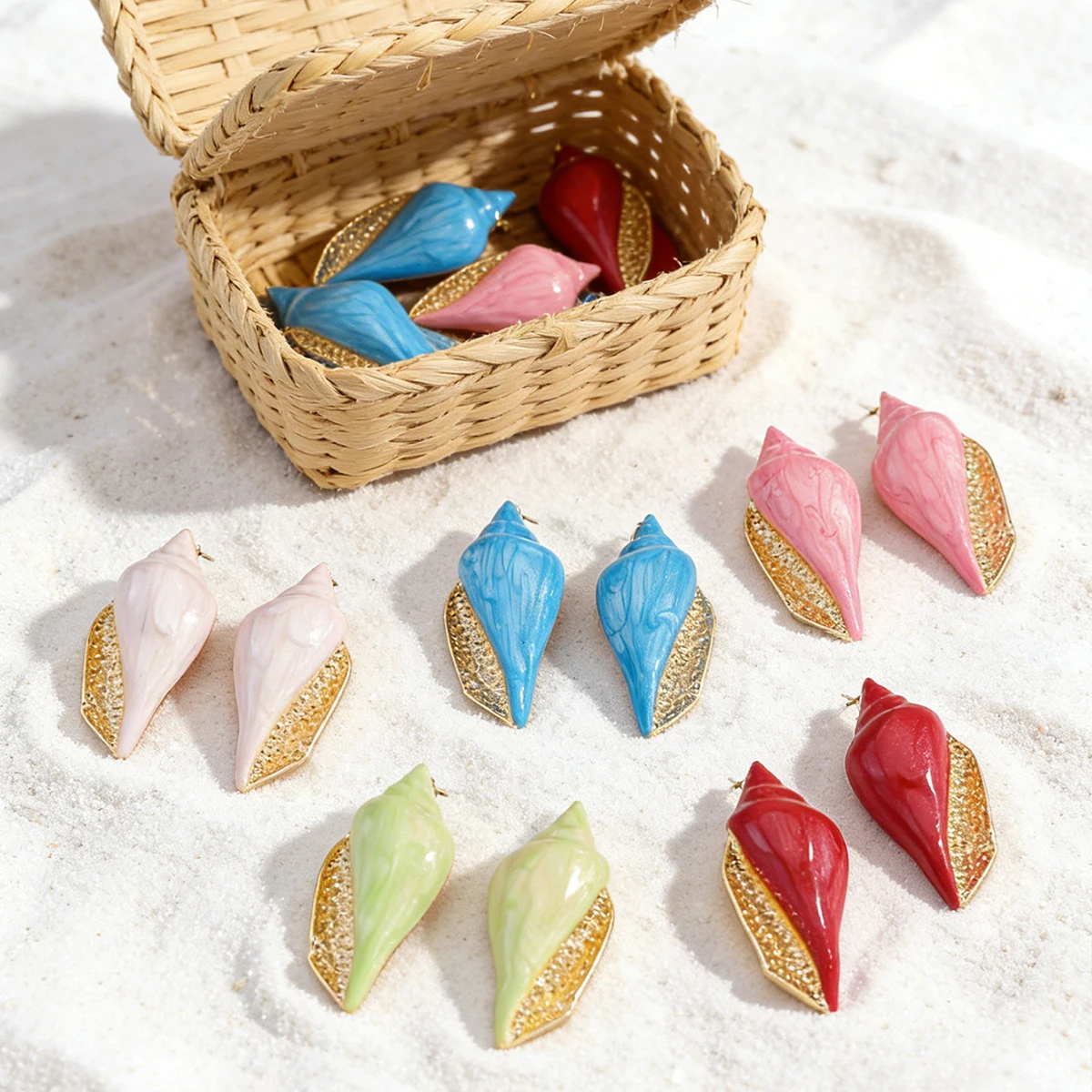 Exaggeration Colorful Conch Stud Earrings for Women Bohemia Style Personality Summer Beach Jewelry Accessories
Exaggeration Colorful Conch Stud Earrings for Women Bohemia Style Personality Summer Beach Jewelry Accessories