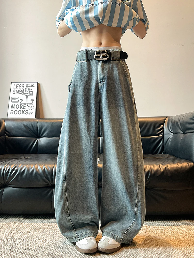 Винтажные джинсы-кюлоты для мужчин, весна-осень, свободные, широкие штанины, длиной до пола, повседневные, прямого кроя
Винтажные джинсы-кюлоты для мужчин, весна-осень, свободные, широкие штанины, длиной до пола, повседневные, прямого кроя