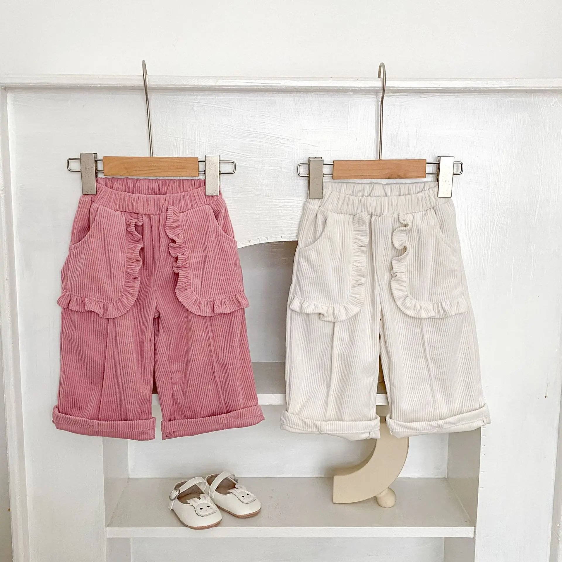 Новинка осени 2024, вельветовые штаны для маленьких девочек, детские свободные брюки, спортивные штаны для маленьких девочек, детские повседневные штаны для малышей
Новинка осени 2024, вельветовые штаны для маленьких девочек, детские свободные брюки, спортивные штаны для маленьких девочек, детские повседневные штаны для малышей