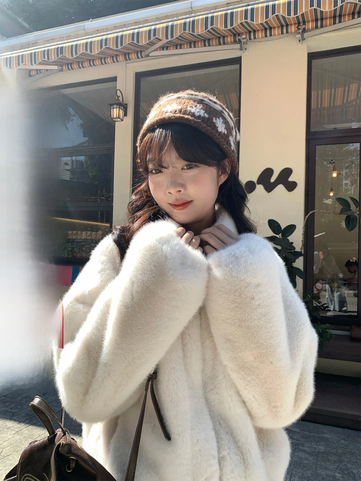 Holli Korean Sle Sweet Youthful Versatile Loose Retro Faux Fur Plu Jaet Winter New Arrival Warm Ladies Coat
Holli Korean Sle Sweet Youthful Versatile Loose Retro Faux Fur Plu Jaet Winter New Arrival Warm Ladies Coat