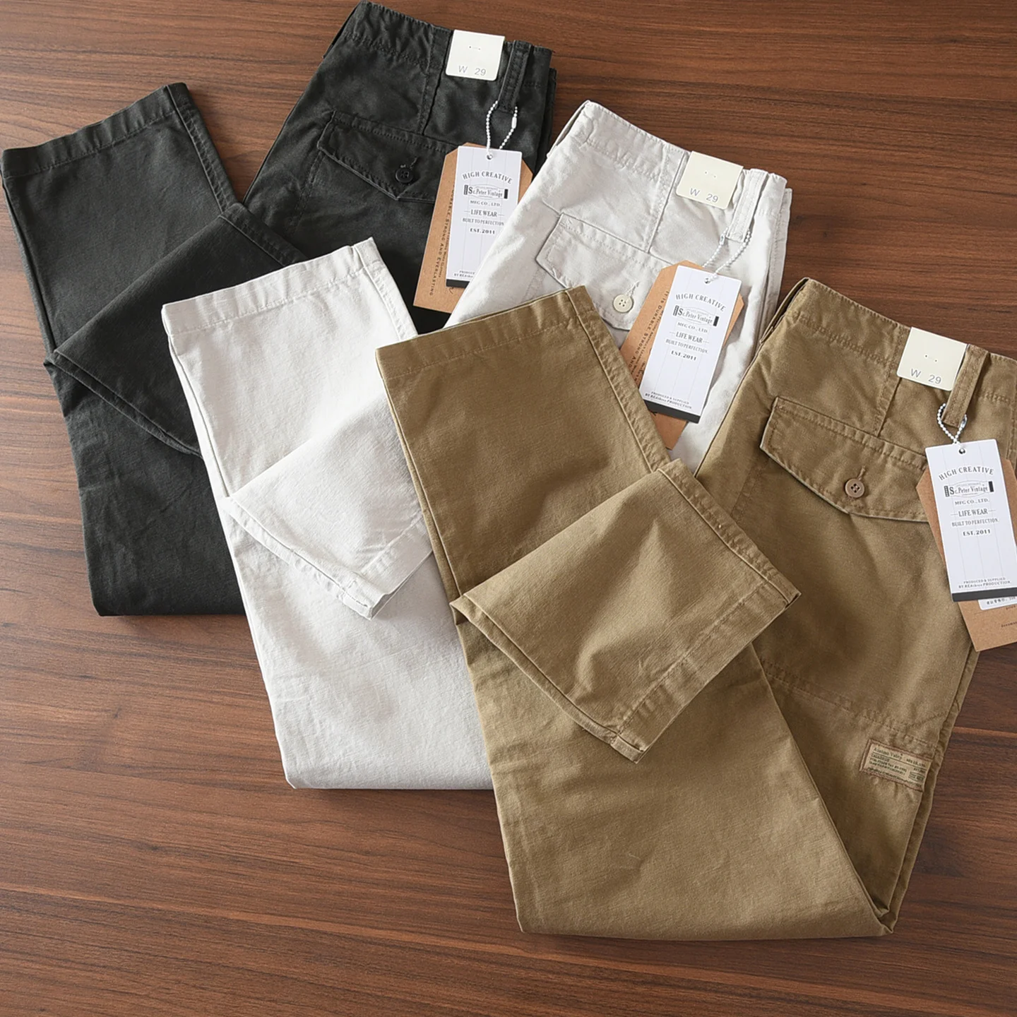 Осень-зима, новые американские ретро тяжелые эластичные брюки-карго Miro, мужские простые прямые повседневные брюки из 100% хлопка
Осень-зима, новые американские ретро тяжелые эластичные брюки-карго Miro, мужские простые прямые повседневные брюки из 100% хлопка