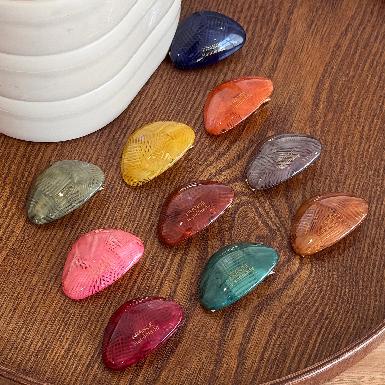 Dowell Korean-style Colored Pebbles, Acetate Hair Clips, Versatile Bangs Clips, Side Broken Hair Duckbeak Clips
Dowell Korean-style Colored Pebbles, Acetate Hair Clips, Versatile Bangs Clips, Side Broken Hair Duckbeak Clips