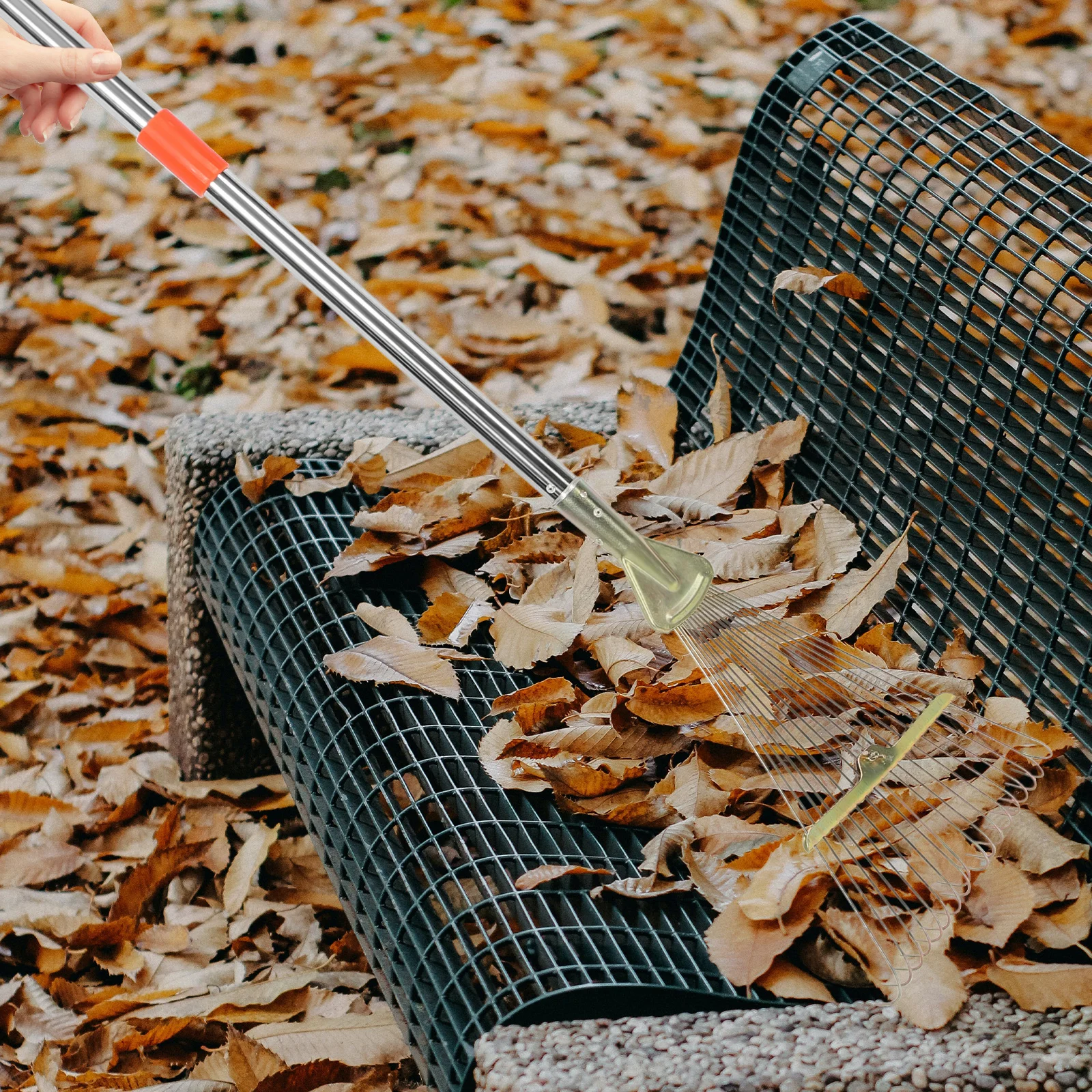 Portable Retractable Garden Rake Stainless Steel Lightweight Durable Tool for Soil Breaking Planting Gardening 
Portable Retractable Garden Rake Stainless Steel Lightweight Durable Tool for Soil Breaking Planting Gardening