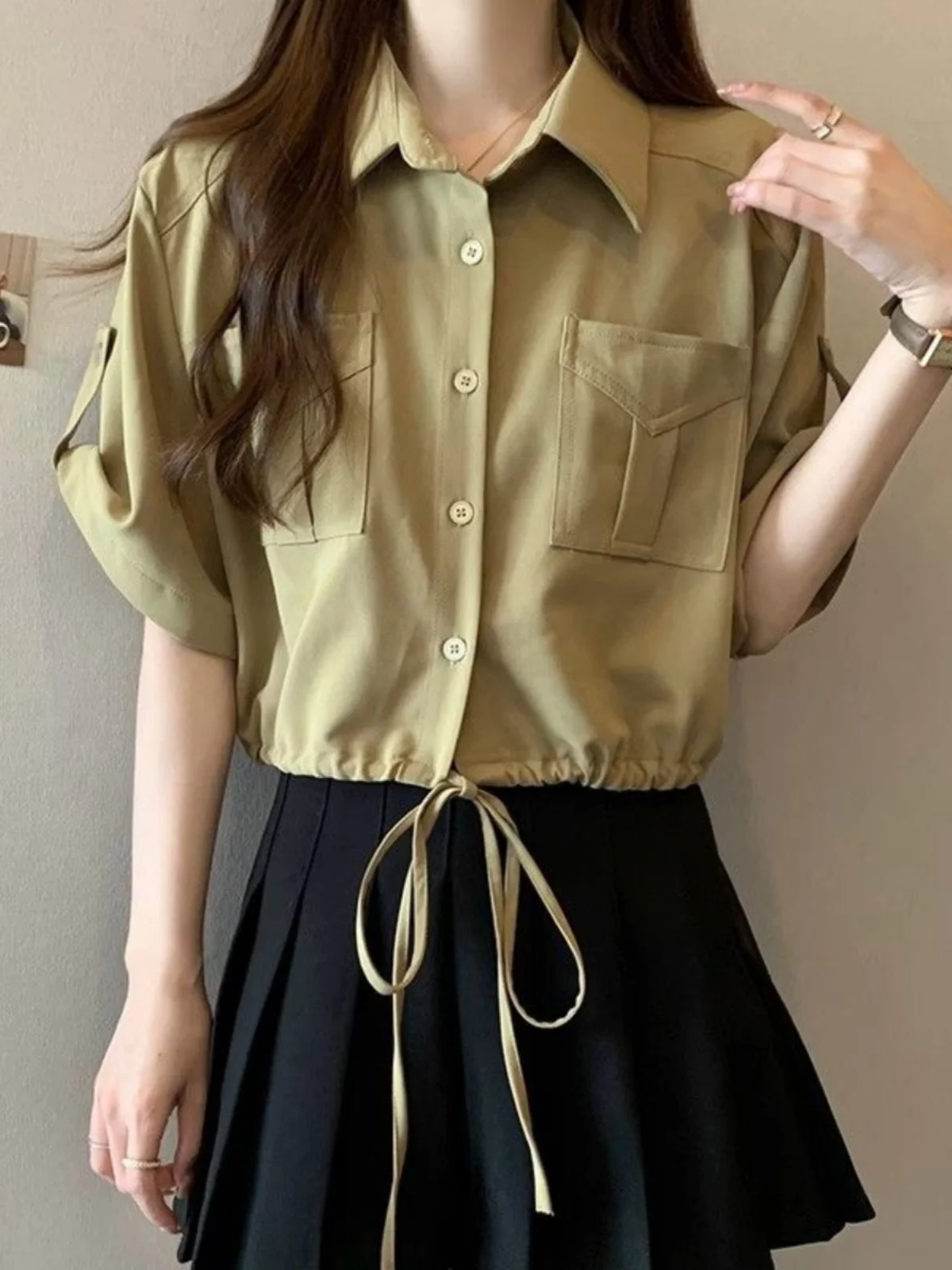 American Style Tie Waist Shirt Women's Short Sleeve Summer New plus Size Conceal Meat Slimming Top Design Sensation Small Aud...
American Style Tie Waist Shirt Women's Short Sleeve Summer New plus Size Conceal Meat Slimming Top Design Sensation Small Aud...