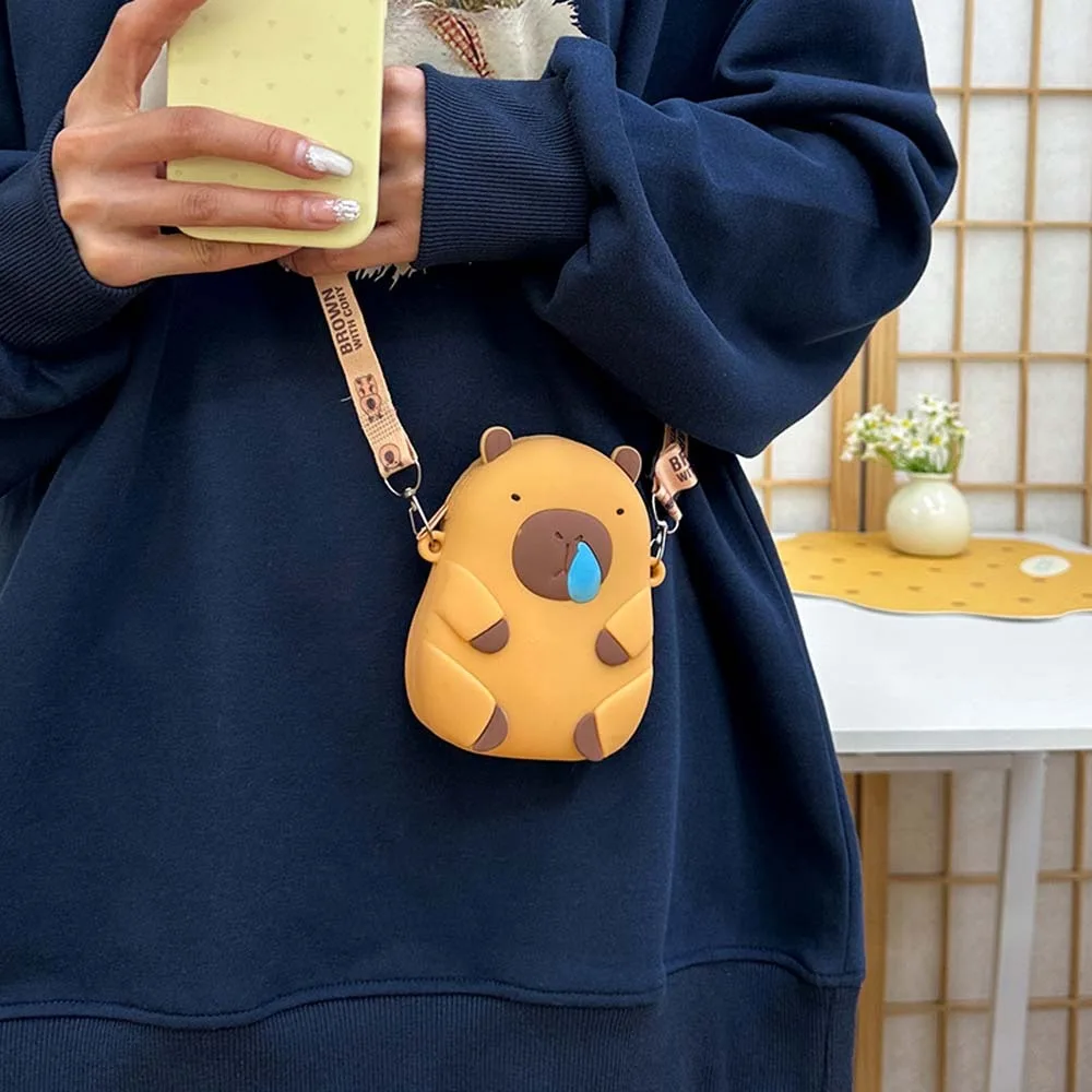 Cute Kawaii Capybara Shoulder Bag Adjustable Straps Waterproof Silicone Bag Portable Wallet Children Small Purse Kids
Cute Kawaii Capybara Shoulder Bag Adjustable Straps Waterproof Silicone Bag Portable Wallet Children Small Purse Kids
