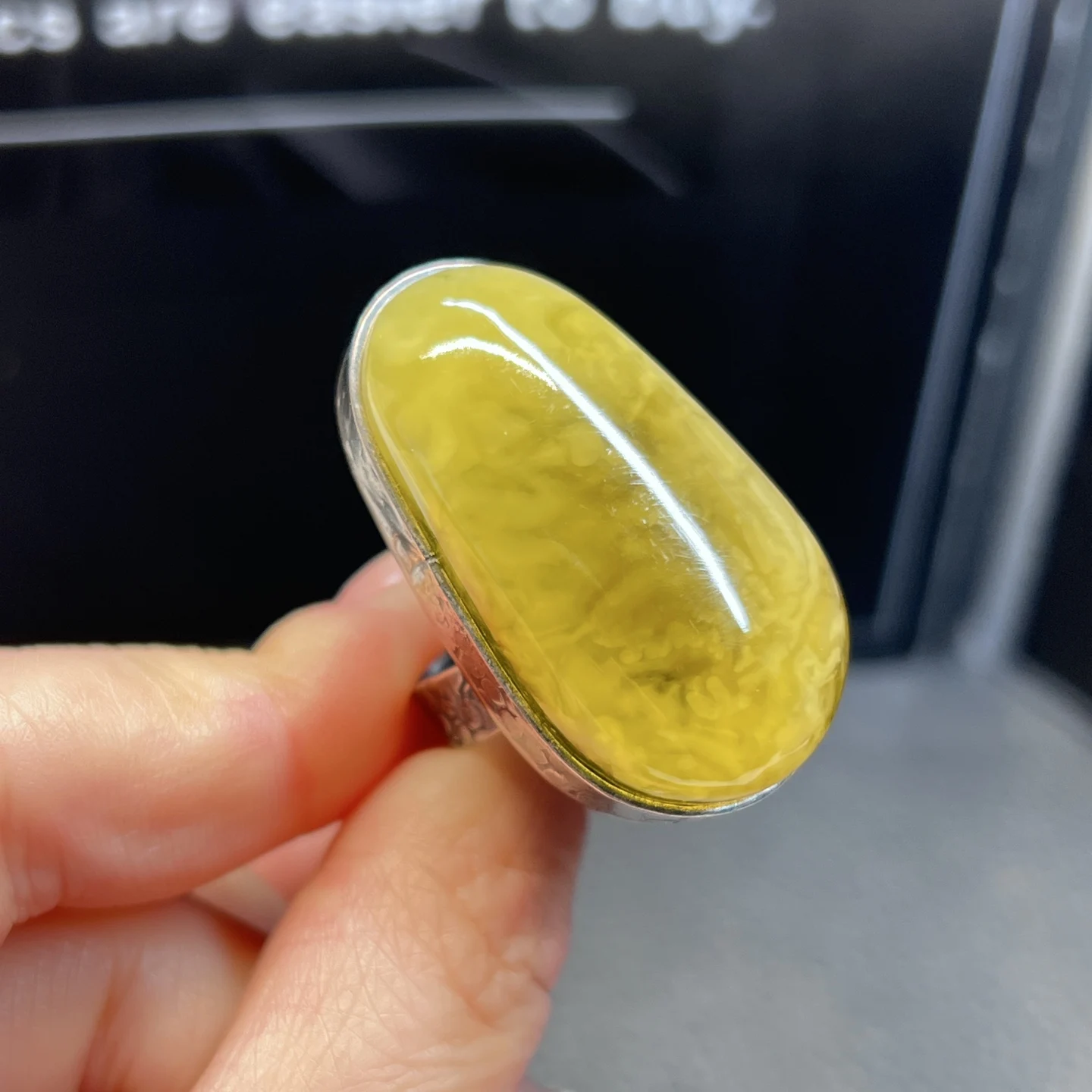 Natural Yellow Amber Adjustable Ring Gemstone 38.7x21.1mm Silver Jewelry Amber Ring For Women Men AAAAA
Natural Yellow Amber Adjustable Ring Gemstone 38.7x21.1mm Silver Jewelry Amber Ring For Women Men AAAAA