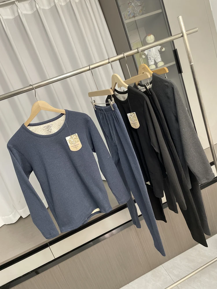 Men's Wool Blend Warm Underwear Set Comfortable Winter Clothes Long Pants round Neck Simple Style Thickened Youth Suitable
Men's Wool Blend Warm Underwear Set Comfortable Winter Clothes Long Pants round Neck Simple Style Thickened Youth Suitable