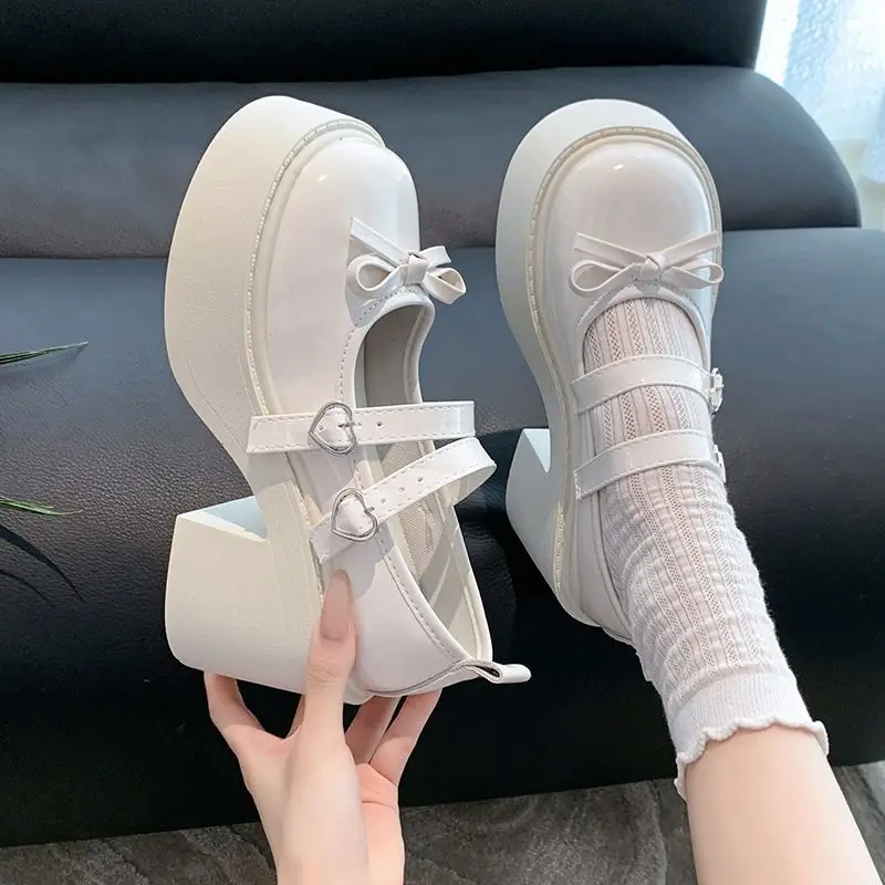 2026 New Women Mary Jane Shoes Thick Sole Platform Chunky Heel Round Toe Bowknot Dress Shoes Japanese Style Autumn Versatile
2026 New Women Mary Jane Shoes Thick Sole Platform Chunky Heel Round Toe Bowknot Dress Shoes Japanese Style Autumn Versatile