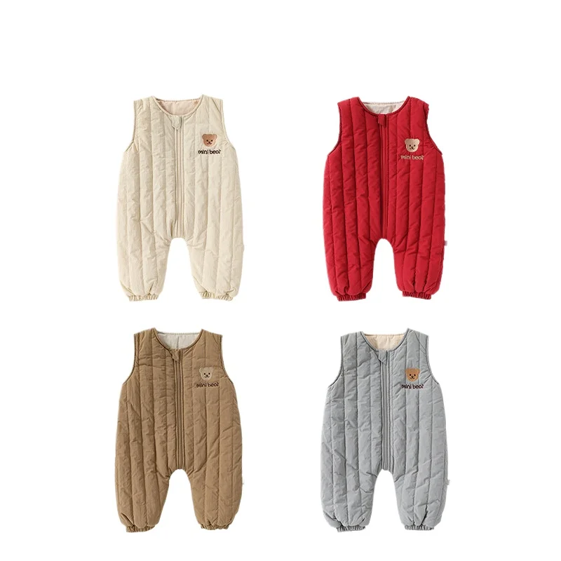 Newborn One-piece Suit Sleeveless Cotton Suit Autumn Winter Warmth Baby Romper for Boys and Girls Embroidered Bear Jacket
Newborn One-piece Suit Sleeveless Cotton Suit Autumn Winter Warmth Baby Romper for Boys and Girls Embroidered Bear Jacket