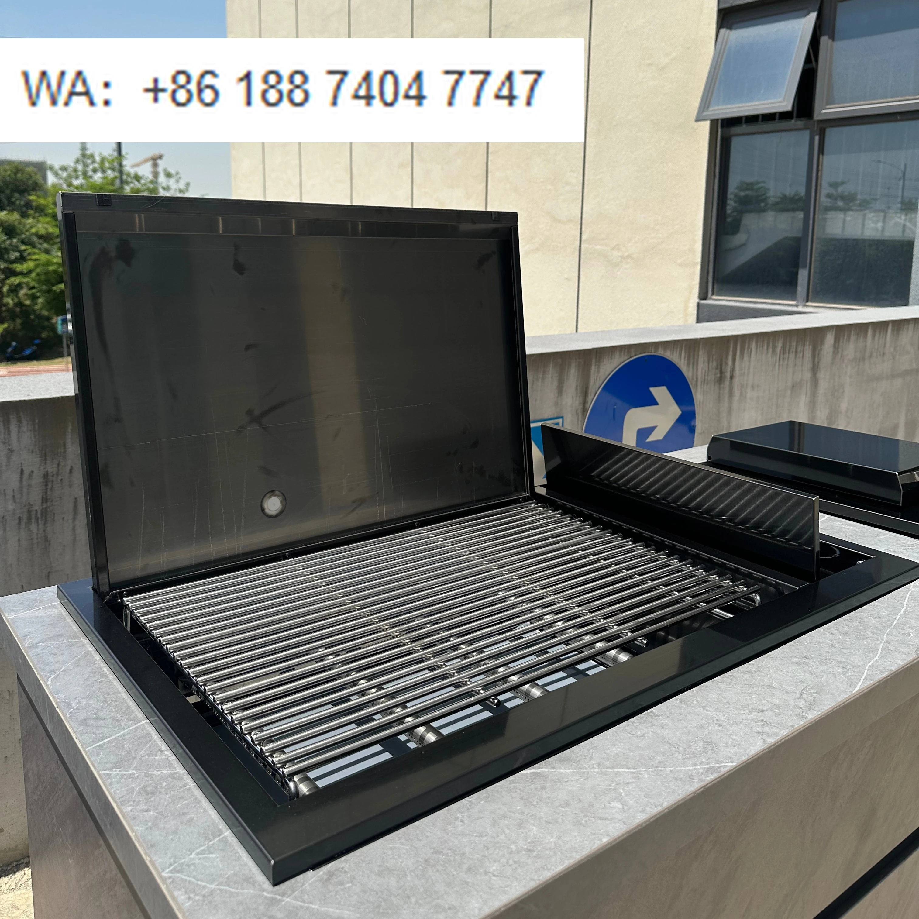 Newly Enhanced Outdoor Kitchen Top 304 Stainless Steel 4 Burner Built in Gas BBQ Grill Ideal for BBQ Island
Newly Enhanced Outdoor Kitchen Top 304 Stainless Steel 4 Burner Built in Gas BBQ Grill Ideal for BBQ Island