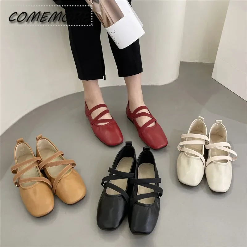 Women Shoes 2024 New Luxury Designer Mary Janes Woman Spring Square Toe Japanned Leather Ballet Flat Vintage Narrow Band Loafers
Women Shoes 2024 New Luxury Designer Mary Janes Woman Spring Square Toe Japanned Leather Ballet Flat Vintage Narrow Band Loafers