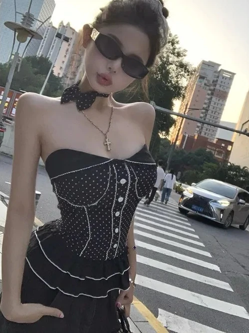 Sweet Spice Girl Polka Dot Sexy Tube Top Women's Summer New with Chest Pad Slim Fit Skinny Off-shoulder Sleeveless Short Vest
Sweet Spice Girl Polka Dot Sexy Tube Top Women's Summer New with Chest Pad Slim Fit Skinny Off-shoulder Sleeveless Short Vest
