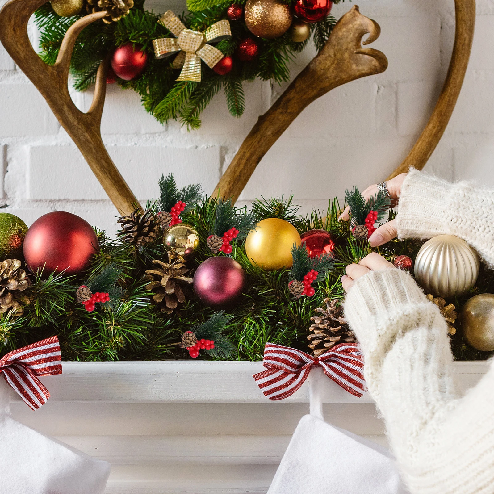 10Pcs Artificial Pine Picks with Red Berries Fake Mini Cones Christmas Decor Xmas Branches for Holiday Wreath Craft Design
10Pcs Artificial Pine Picks with Red Berries Fake Mini Cones Christmas Decor Xmas Branches for Holiday Wreath Craft Design