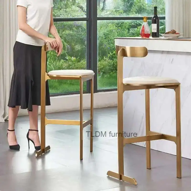 Nordic Metal Bar Stools Vintage Minimalist Reception Gold Bar Stools Wrought Industrial Para Maquillaje Living Room Furniture
Nordic Metal Bar Stools Vintage Minimalist Reception Gold Bar Stools Wrought Industrial Para Maquillaje Living Room Furniture