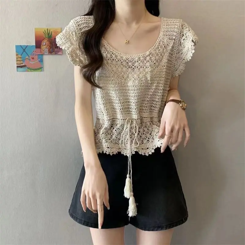 Lace Crochet Flutter Sleeve Short Sleeved Knitted Sweater Summer New Vest Short-length Chic Top for Women
Lace Crochet Flutter Sleeve Short Sleeved Knitted Sweater Summer New Vest Short-length Chic Top for Women