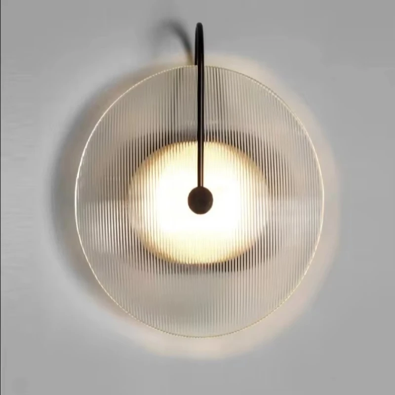 Decorative iron black arm-shaped groove glass LED wall lamp, modern round wall lamp, suitable for home office
Decorative iron black arm-shaped groove glass LED wall lamp, modern round wall lamp, suitable for home office