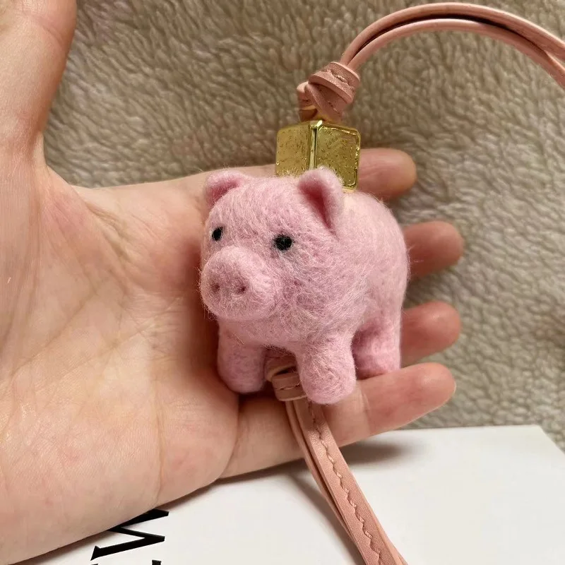 "Luo Jia Wool Felt Animals - Koala Panda Pig Elephant Set, Handmade Car/Bag Charm
"Luo Jia Wool Felt Animals - Koala Panda Pig Elephant Set, Handmade Car/Bag Charm