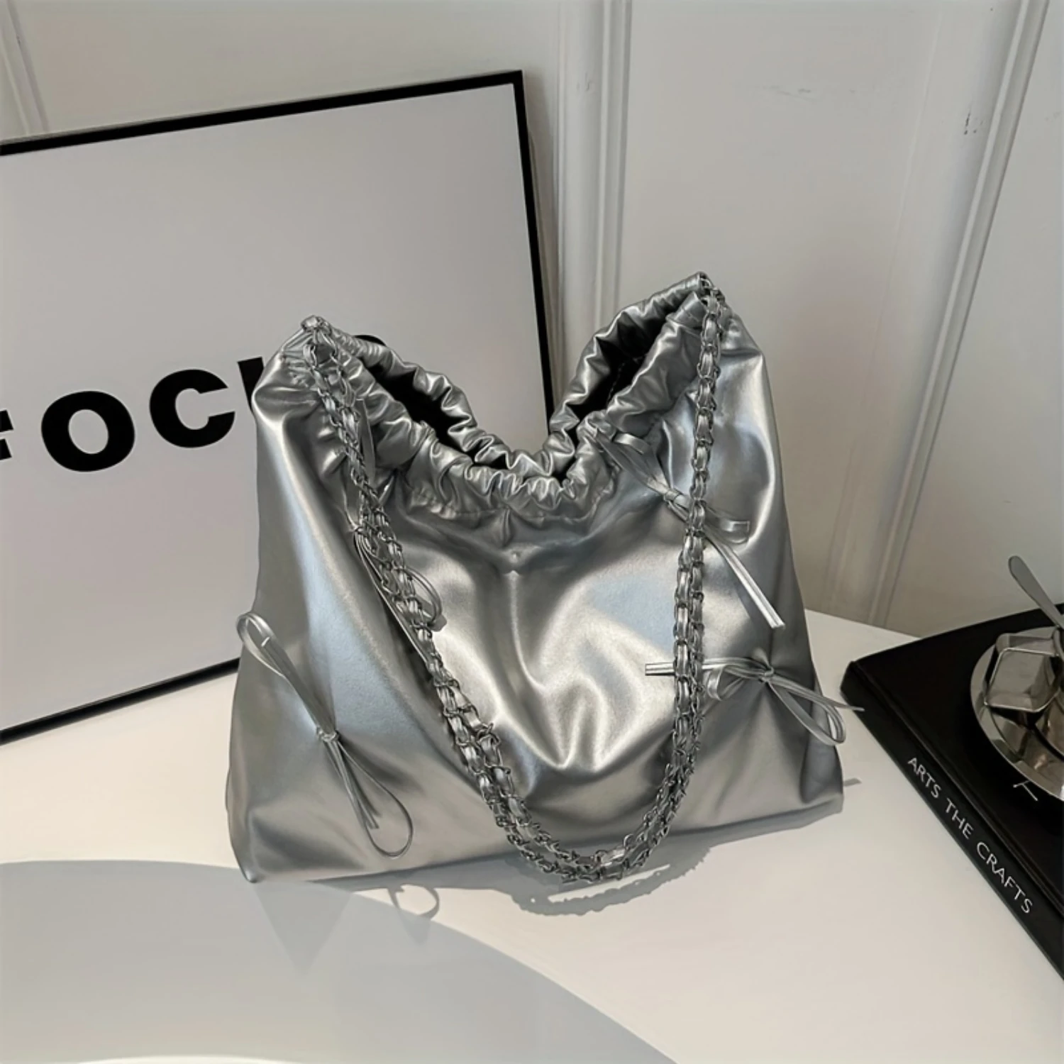 Metallic PU Leather Shoulder Bag, Casual Chain Strap Tote, Bucket Style, Classy Handbag
Metallic PU Leather Shoulder Bag, Casual Chain Strap Tote, Bucket Style, Classy Handbag