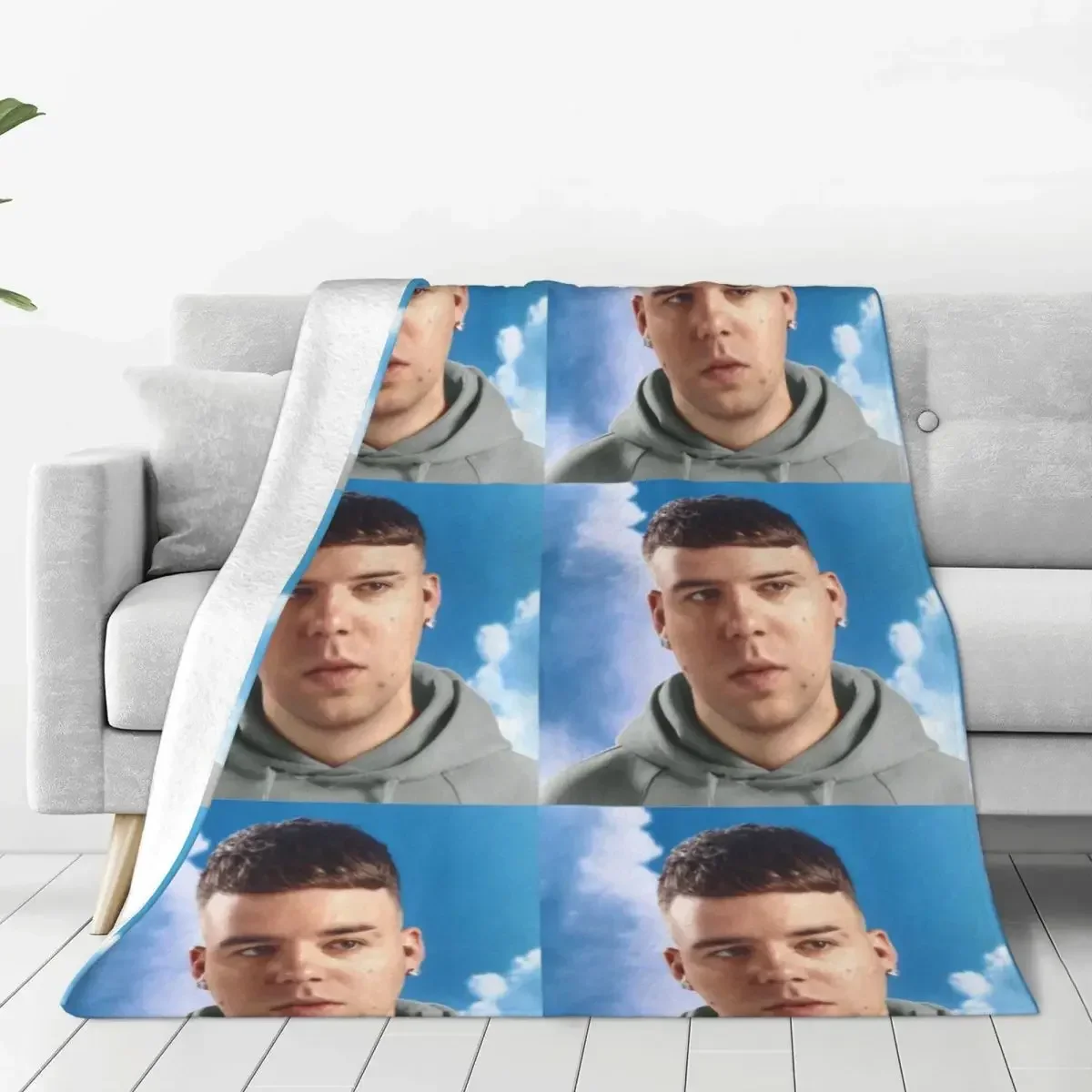 Baby Blanket 3D Print Cool Graphics Character Image Stitching Creative Beds Soft Comfortable Birthday Gift Trendy Throw Blankets
Baby Blanket 3D Print Cool Graphics Character Image Stitching Creative Beds Soft Comfortable Birthday Gift Trendy Throw Blankets
