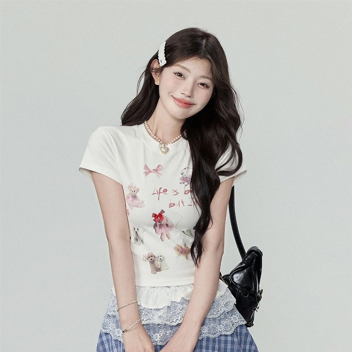 Korean Sweet and Cute Printed Women's T-shirt 2025 Summer New Product Round Neck Slimming White Short sleeved Top Y2K
Korean Sweet and Cute Printed Women's T-shirt 2025 Summer New Product Round Neck Slimming White Short sleeved Top Y2K