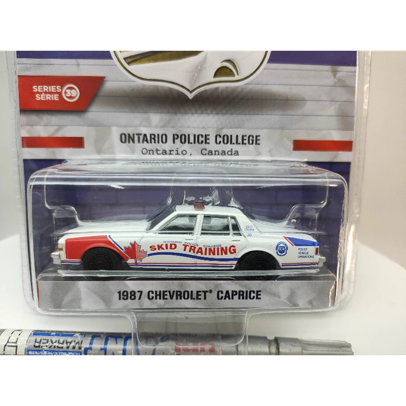 GreenLight 1:64 1987 Caprice Chevrolet Shunfeng Training Car Collection Toys Small Gifts Model Wall Pendant
GreenLight 1:64 1987 Caprice Chevrolet Shunfeng Training Car Collection Toys Small Gifts Model Wall Pendant